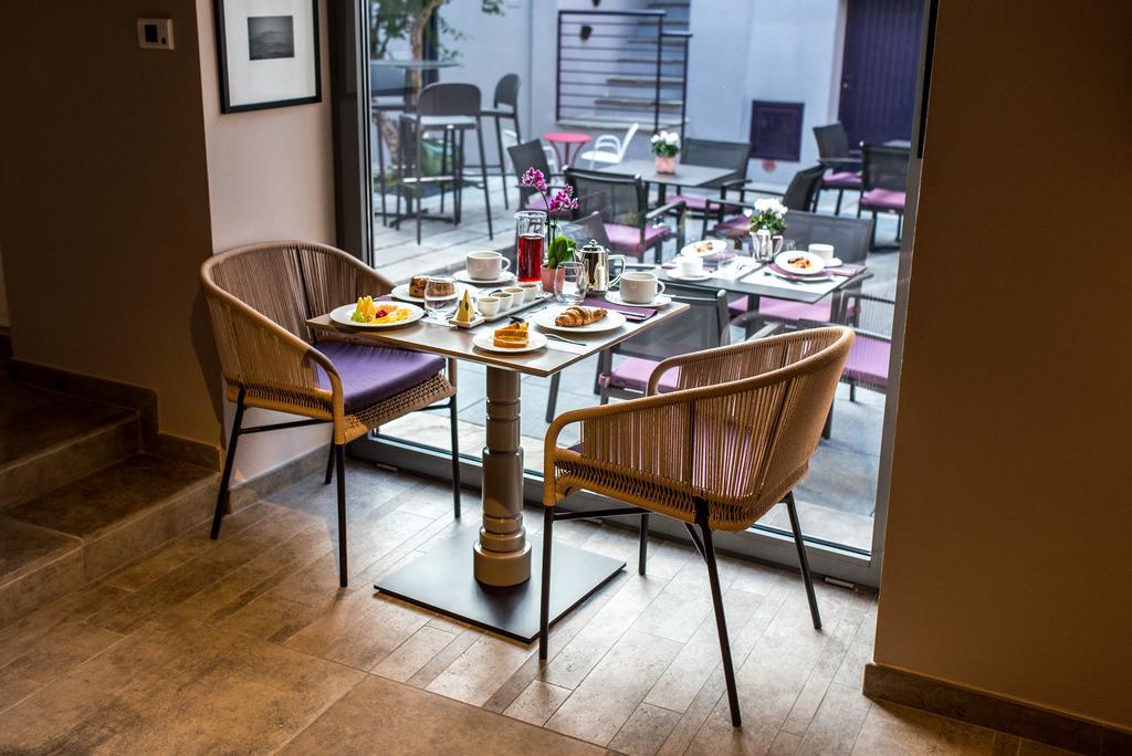 Uve Rooms & Wine Bar Ла-Морра Екстер'єр фото