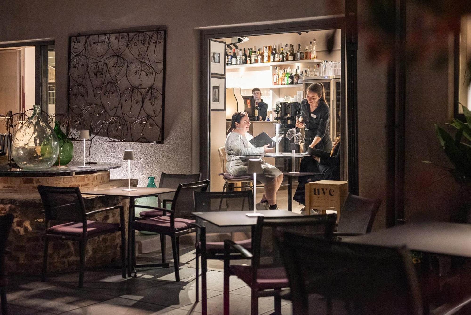 Uve Rooms & Wine Bar Ла-Морра Екстер'єр фото