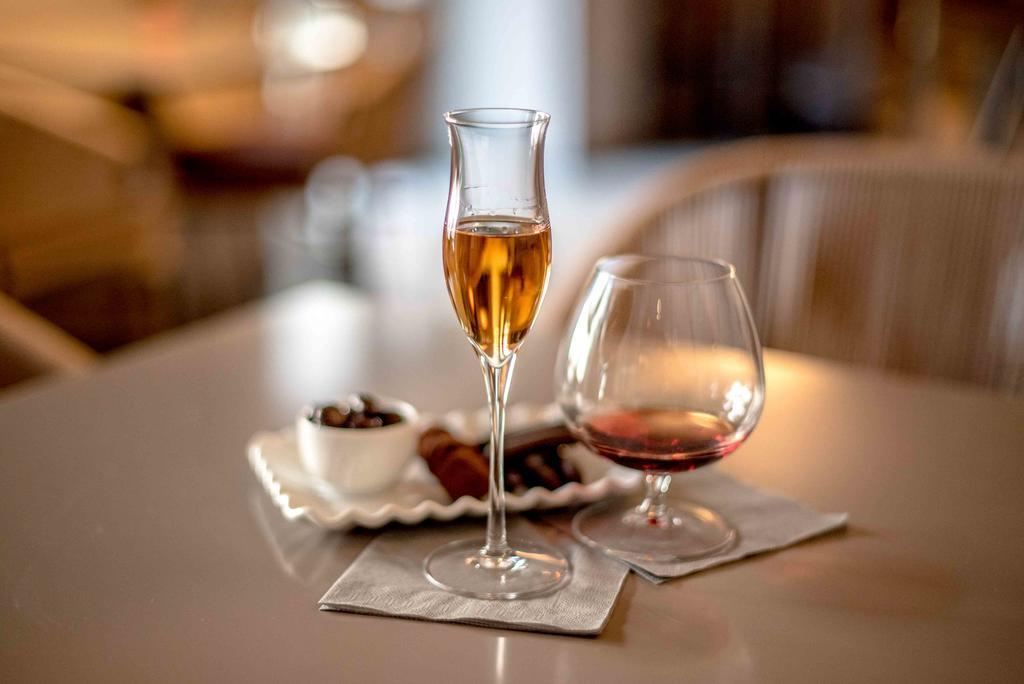Uve Rooms & Wine Bar Ла-Морра Екстер'єр фото